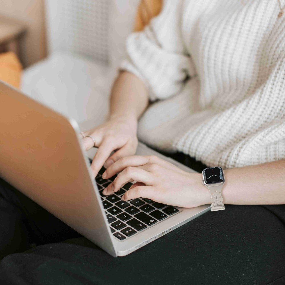 Vildt fed Apple Watch Series 7 45mm Silikone Urrem - Brun#serie_1