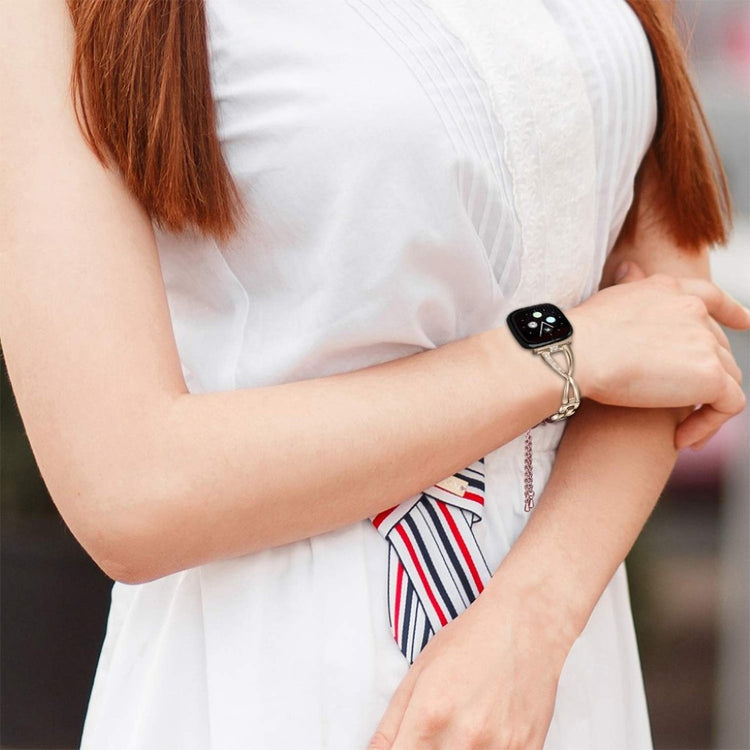 Fint Fitbit Versa 3 / Fitbit Sense Metal og Rhinsten Rem - Guld#serie_3