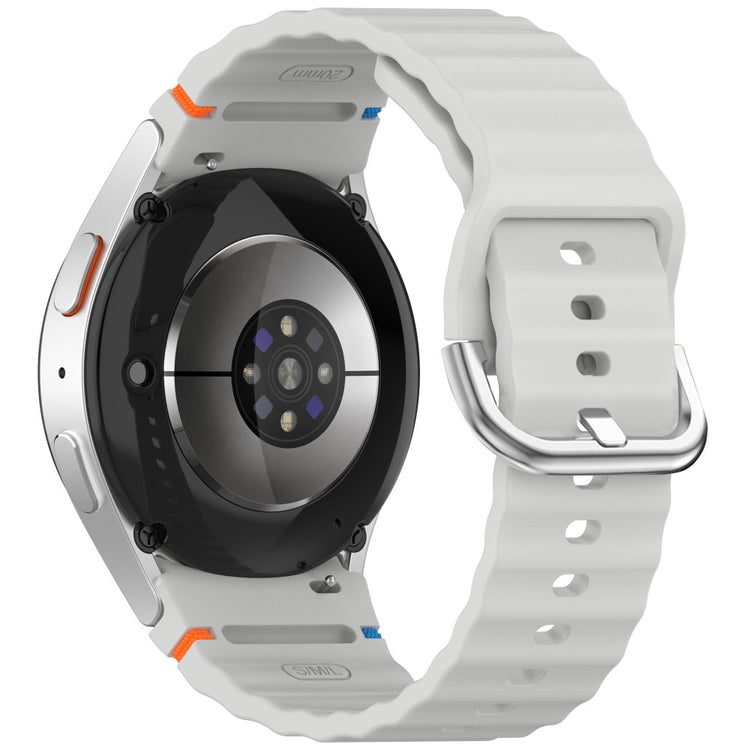 Silicone Strap Samsung Galaxy Watch7 / 6 / 5 Pro / 5 Watch Band Wave Design with Silver Metal Buckle - Light Grey#serie_12
