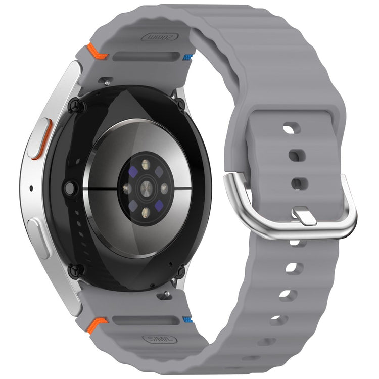 Silicone Strap Samsung Galaxy Watch7 / 6 / 5 Pro / 5 Watch Band Wave Design with Silver Metal Buckle - Grey#serie_13