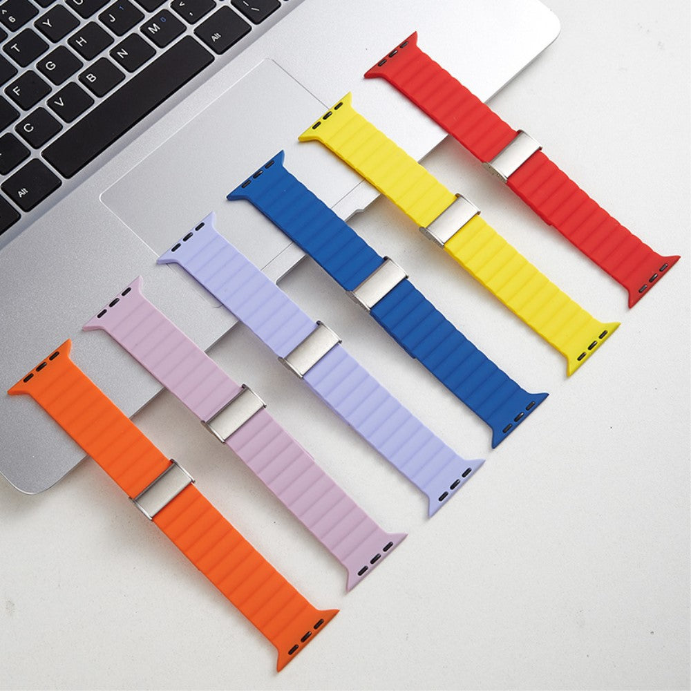 Apple Watch Series 9 45mm / Ultra 2 silicone strap - Red#serie_10