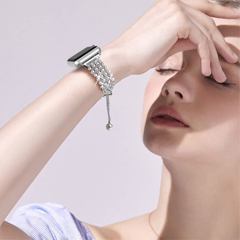Kønt Apple Watch Series 7 45mm Metal og  Rhinsten Urrem - Sølv#serie_274