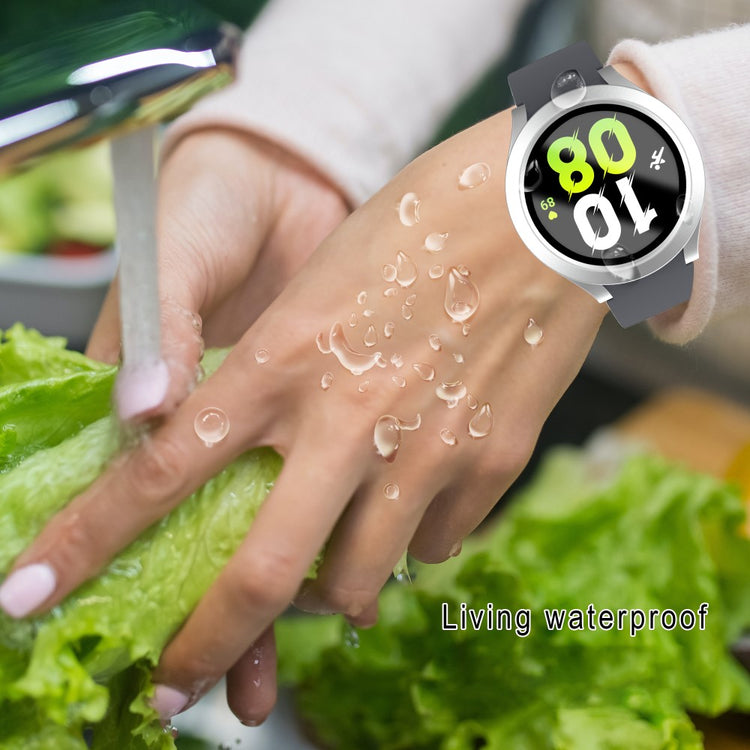 Mega Flot Samsung Galaxy Watch 5 (44mm) / Samsung Galaxy Watch 4 (44mm) Cover med Skærmbeskytter i Plastik og Hærdet Glas - Sølv#serie_11